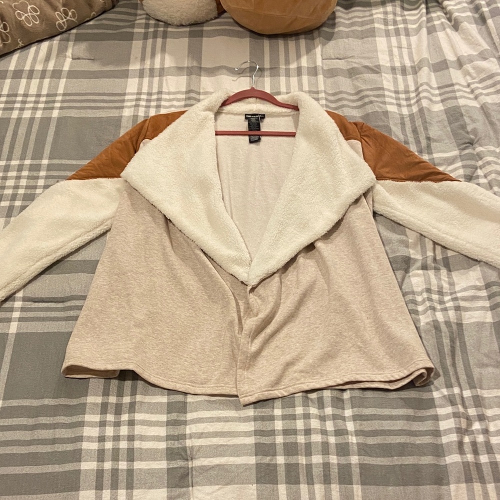 Women's Tan and Cream Cardigan